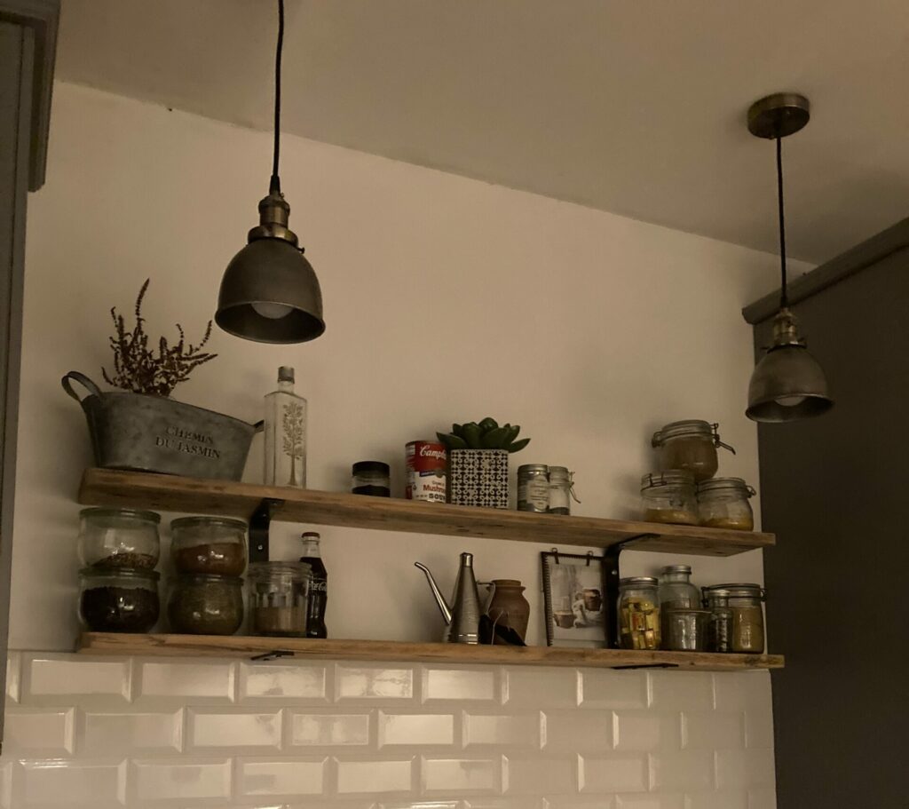 Etagere de cuisine